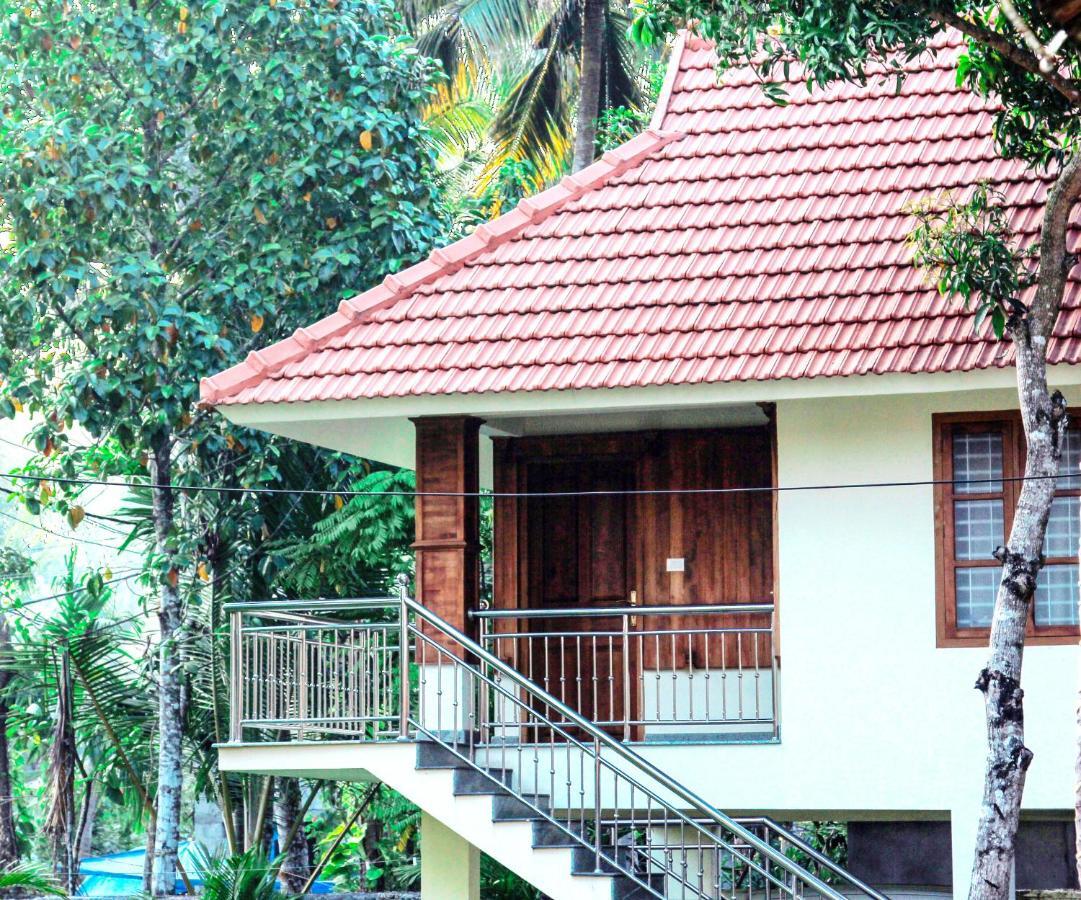 Aramana Holiday Inn Alappuzha Habitación foto